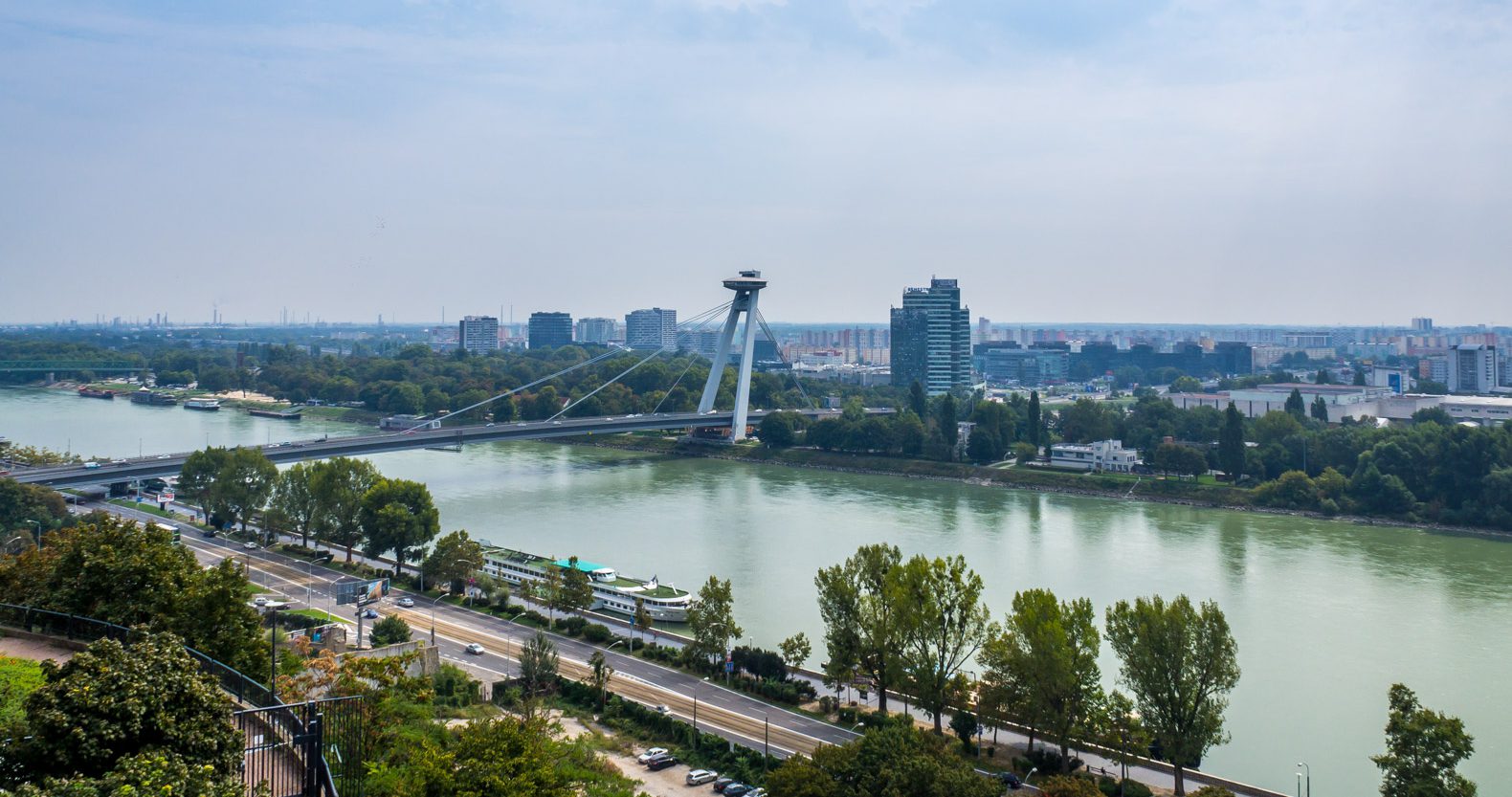 Bratislava: Vista of the Danube river