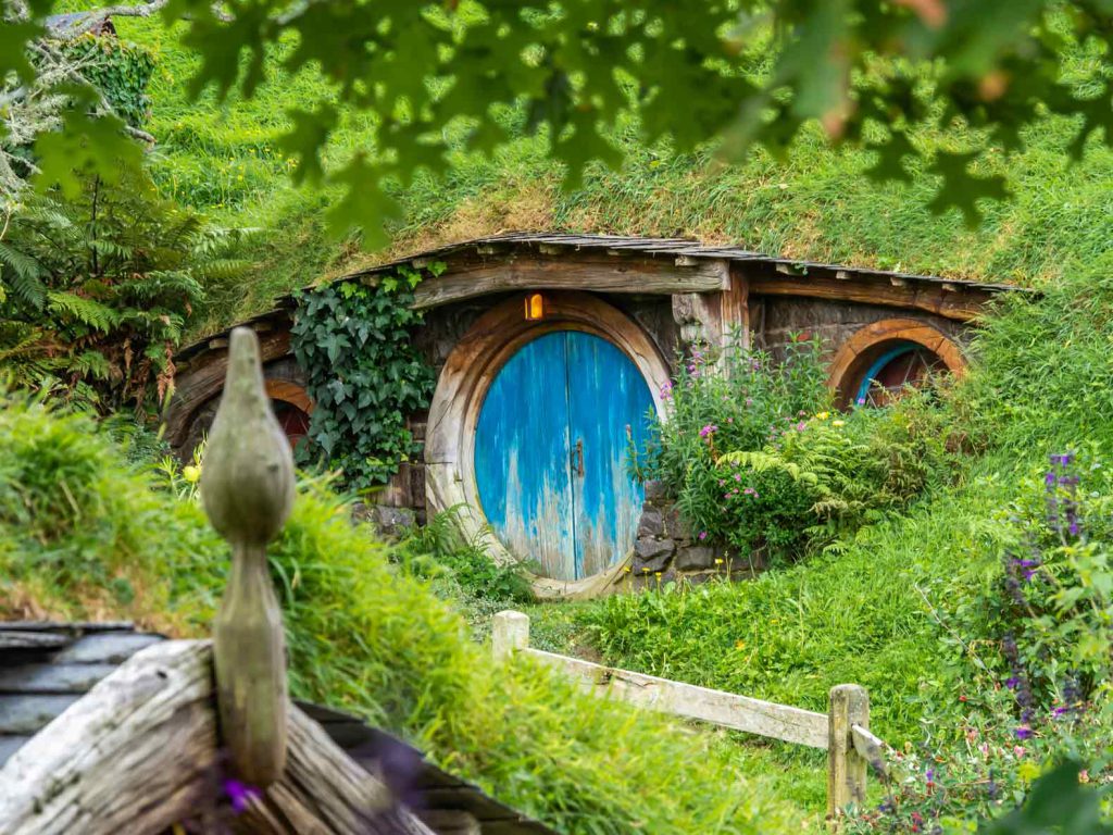 Things to do in Rotorua: visit Hobbiton