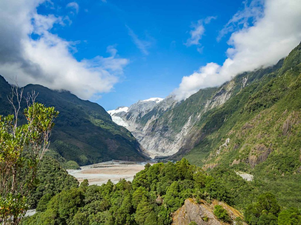 The Franz Josef glacier is the subject on many pictures of New Zealand.