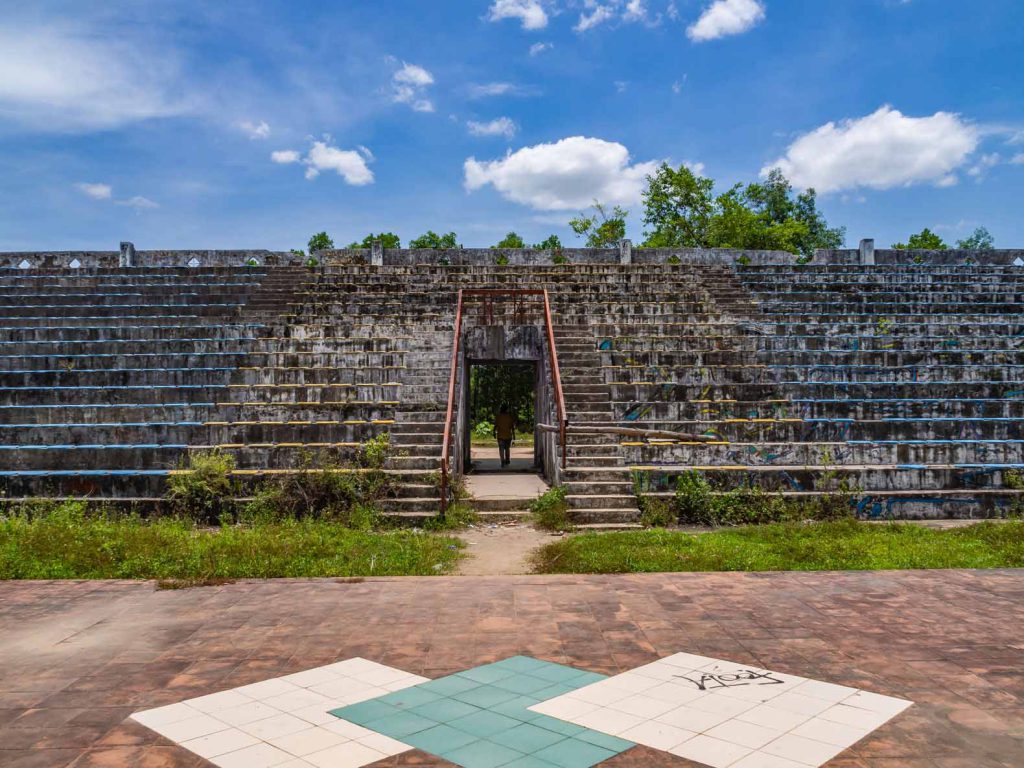 Abandoned amphitheatre at the Hue water park