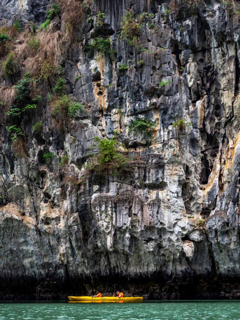 Kayaking in Lan Ha Bay